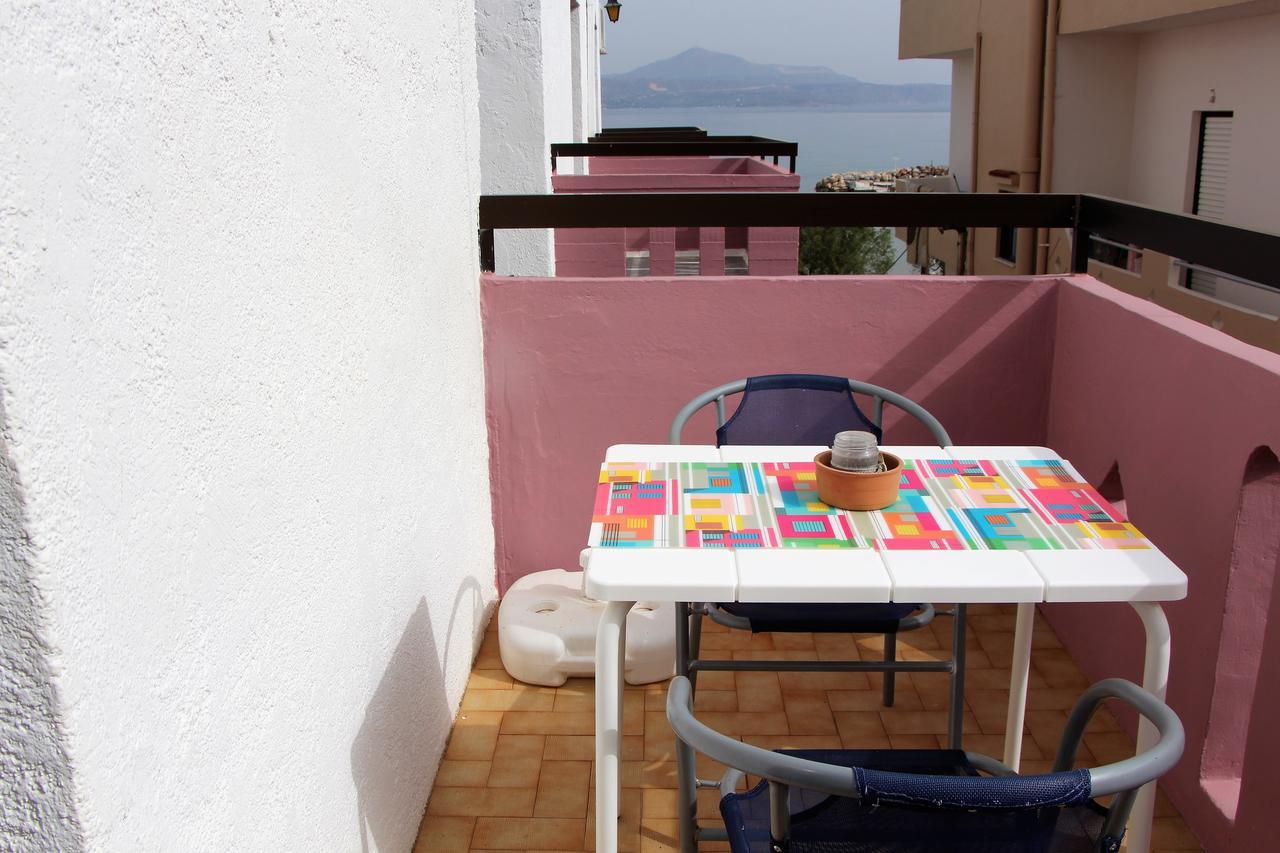 Apokoros Craft Deco Apartments&Studios Kalyves Dış mekan fotoğraf